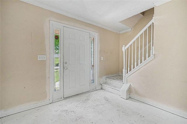 4197 Shoreside Circle SW, Snellville, GA 30039