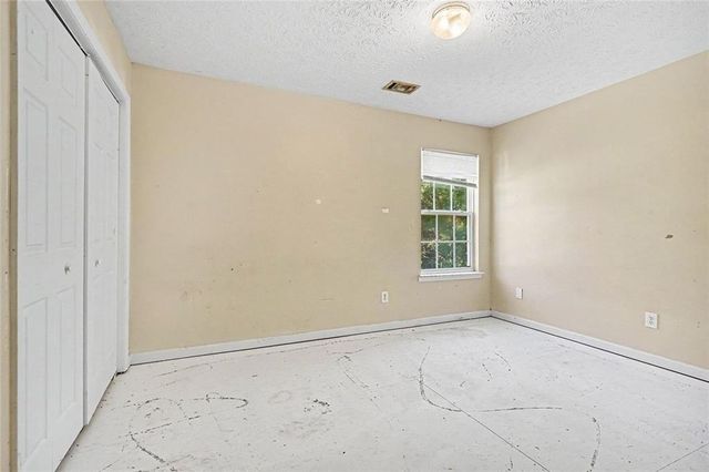 4197 Shoreside Circle SW, Snellville, GA 30039