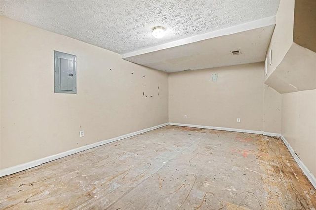 4197 Shoreside Circle SW, Snellville, GA 30039