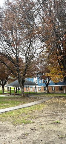 1403 Barclay Manor 14C, Newburgh, NY 12550