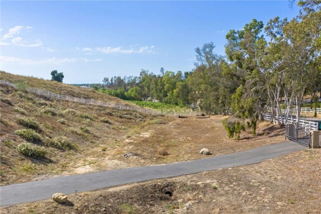 35825 Meadow Ridge, Temecula, CA 92592