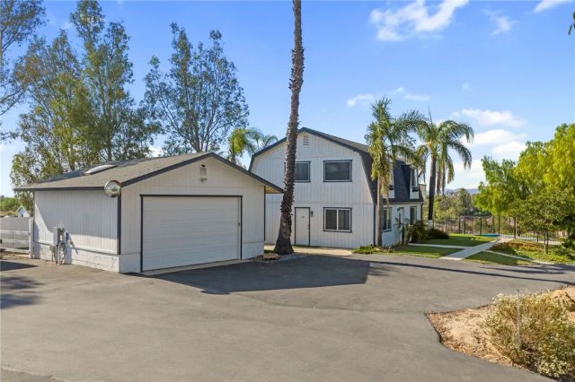 35825 Meadow Ridge, Temecula, CA 92592
