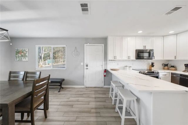 35825 Meadow Ridge, Temecula, CA 92592