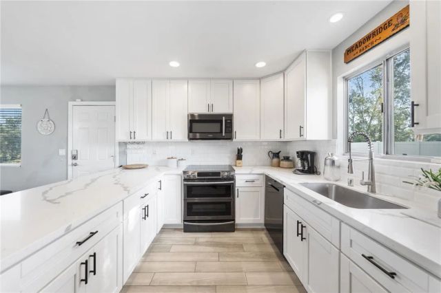 35825 Meadow Ridge, Temecula, CA 92592