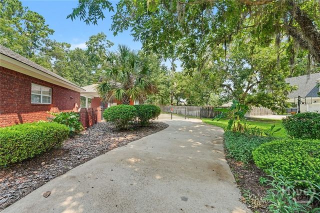 209 Hubener Drive, Rincon, GA 31326