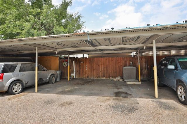 8202 Fondren Road 23, Houston, TX 77074