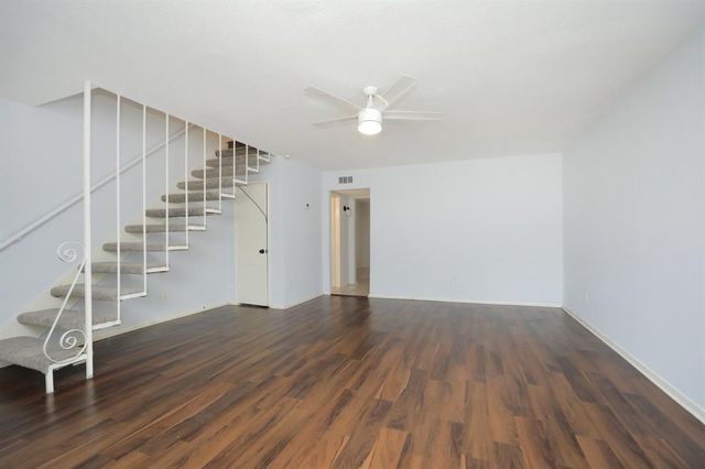 8202 Fondren Road 23, Houston, TX 77074
