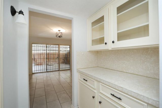 8202 Fondren Road 23, Houston, TX 77074