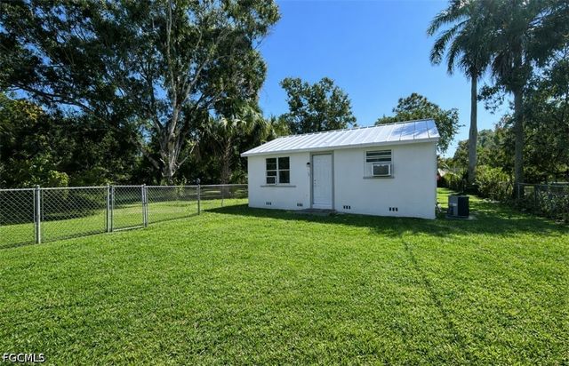 569 Nuna AVE, Fort Myers, FL 33905