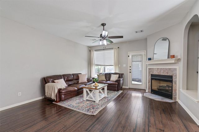 1712 Lynnville TRL, Austin, TX 78727