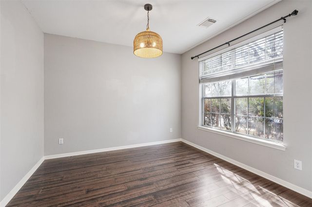 1712 Lynnville TRL, Austin, TX 78727