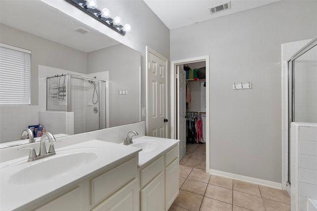 1712 Lynnville TRL, Austin, TX 78727