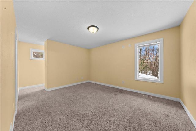 214 Madison Circle, Hudson, WI 54016