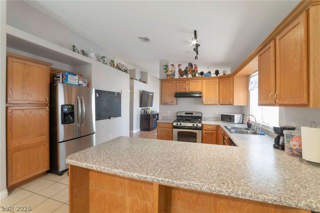 7829 March Brown Avenue, Las Vegas, NV 89149