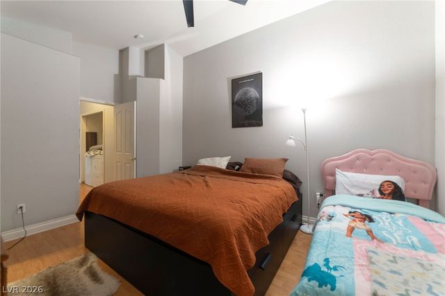 7829 March Brown Avenue, Las Vegas, NV 89149