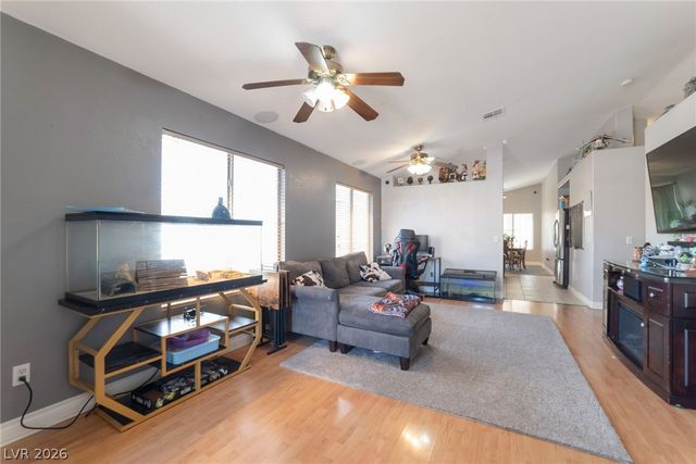 7829 March Brown Avenue, Las Vegas, NV 89149