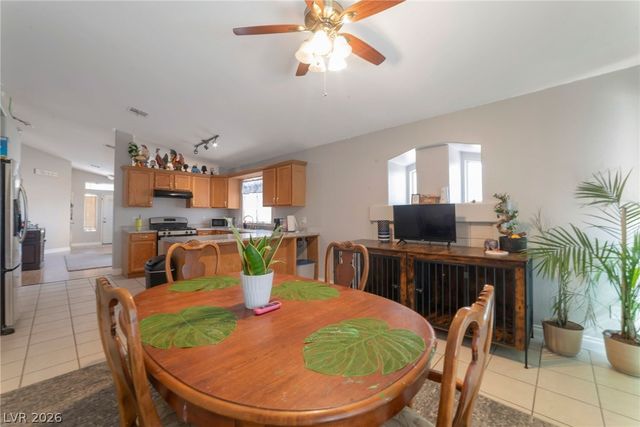 7829 March Brown Avenue, Las Vegas, NV 89149