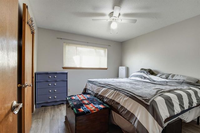 1301 Queensboro Place, Yukon, OK 73099
