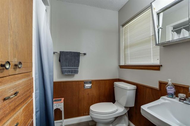 1301 Queensboro Place, Yukon, OK 73099