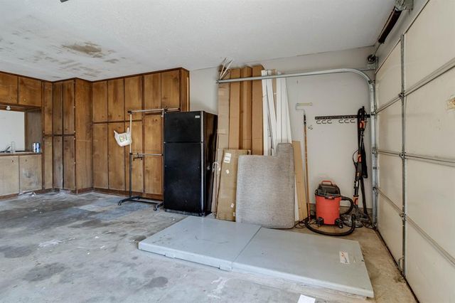 1301 Queensboro Place, Yukon, OK 73099