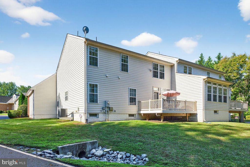 2101 VITTORIA CT #16, Bowie, MD 20721