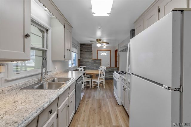 7375 Saint Joseph Road, Niagara, NY 14304