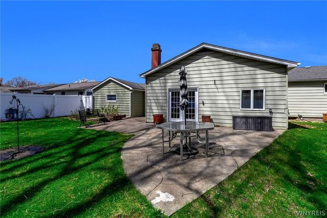 7375 Saint Joseph Road, Niagara, NY 14304