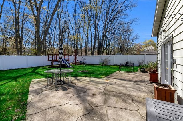 7375 Saint Joseph Road, Niagara, NY 14304