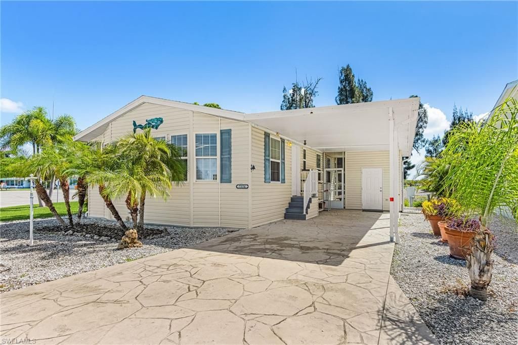 7334 Drum DR, ST. JAMES CITY, FL 33956 — photo 3