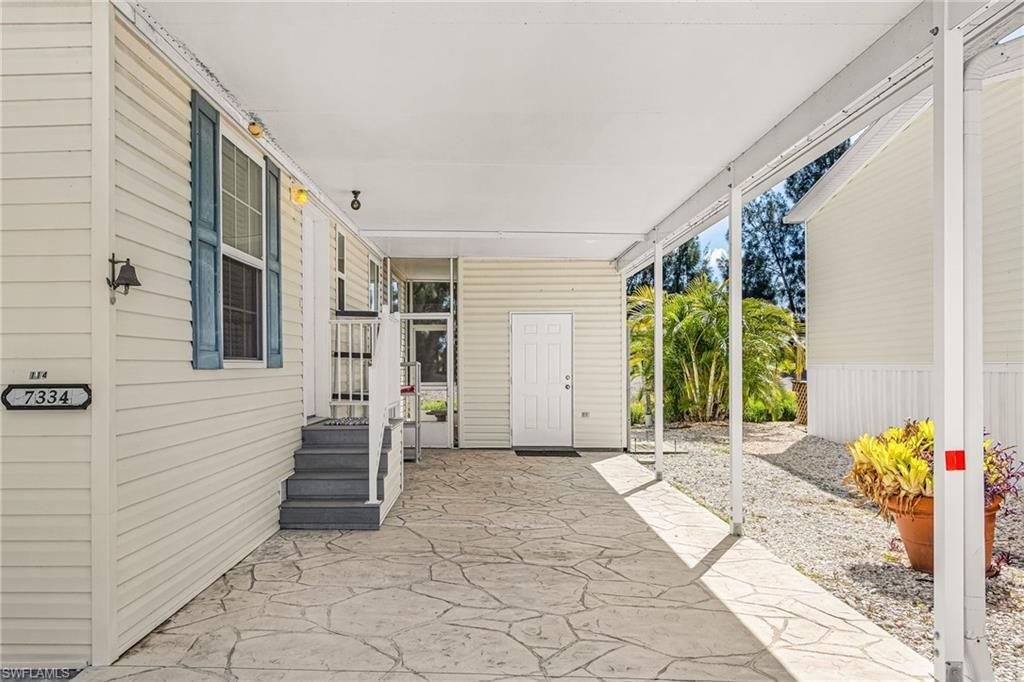 7334 Drum DR, ST. JAMES CITY, FL 33956 — photo 4