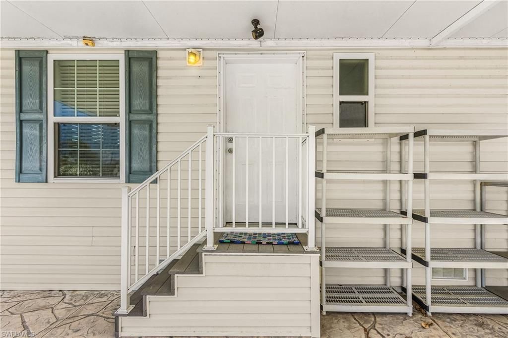 7334 Drum DR, ST. JAMES CITY, FL 33956 — photo 5