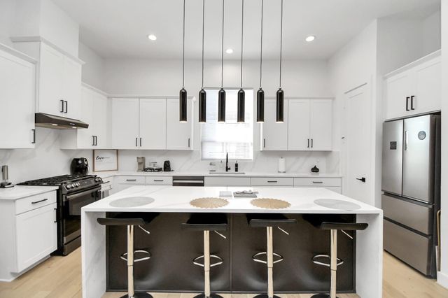 1104 Palmer Street, Houston, TX 77003