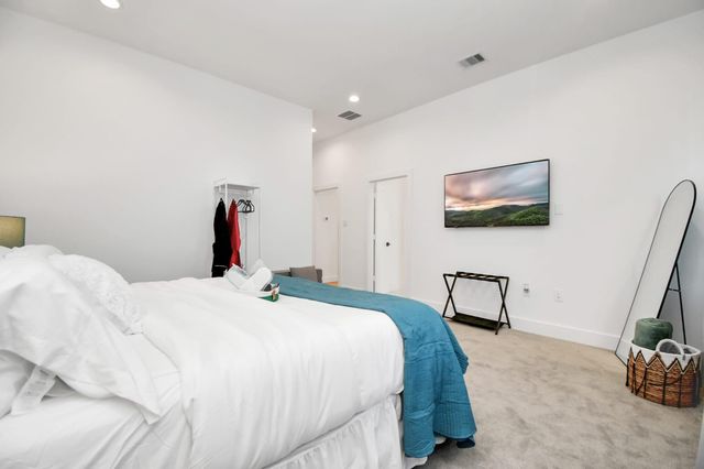 1104 Palmer Street, Houston, TX 77003