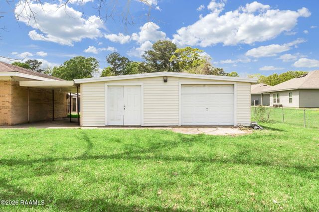 100 Charles Street, Carencro, LA 70520