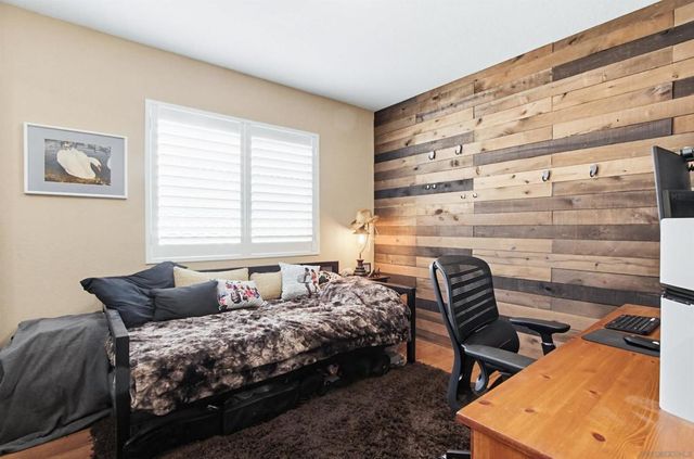 4889 Ruette De Mer, San Diego, CA 92130