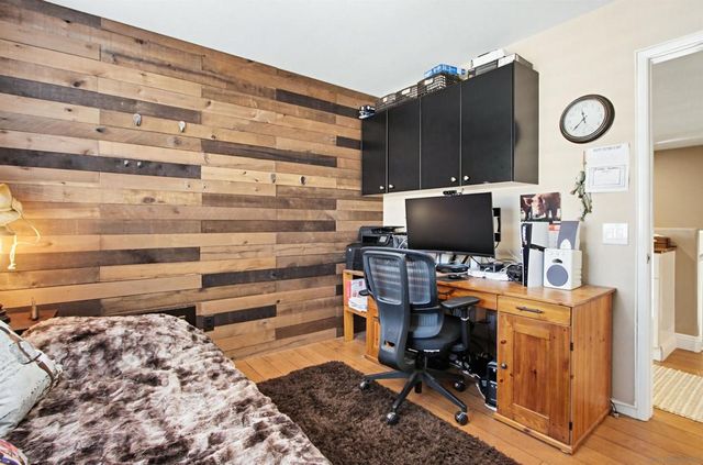 4889 Ruette De Mer, San Diego, CA 92130