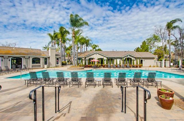 4889 Ruette De Mer, San Diego, CA 92130