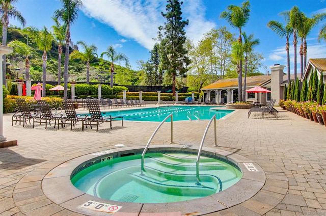 4889 Ruette De Mer, San Diego, CA 92130