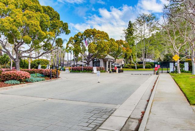 4889 Ruette De Mer, San Diego, CA 92130