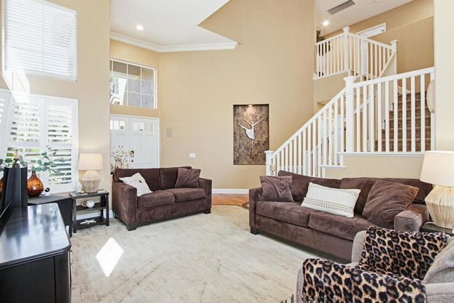 4889 Ruette De Mer, San Diego, CA 92130