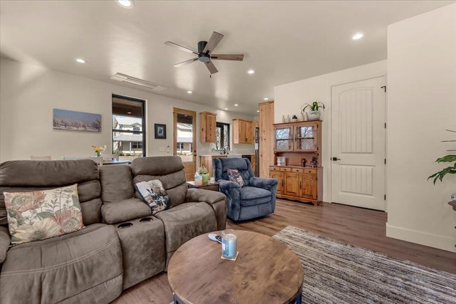 15525 Bowman Road, Cottonwood, CA 96022