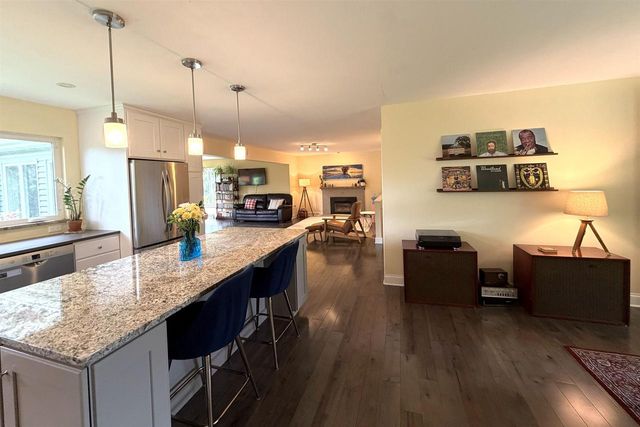718 Delladonna Way, Madison, WI 53704