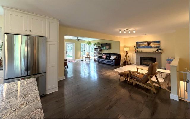 718 Delladonna Way, Madison, WI 53704