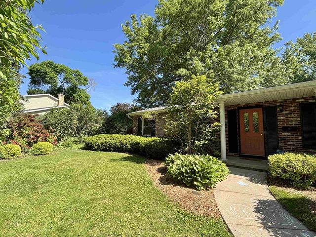 718 Delladonna Way, Madison, WI 53704