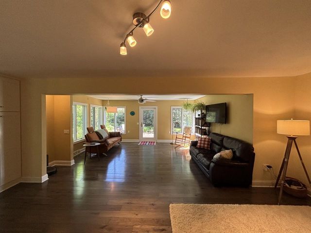 718 Delladonna Way, Madison, WI 53704