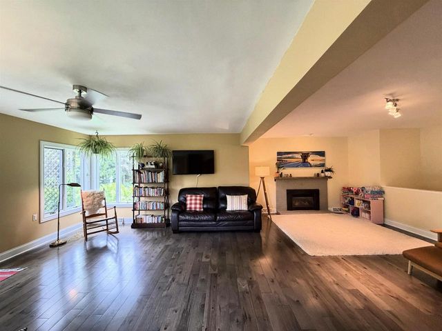 718 Delladonna Way, Madison, WI 53704