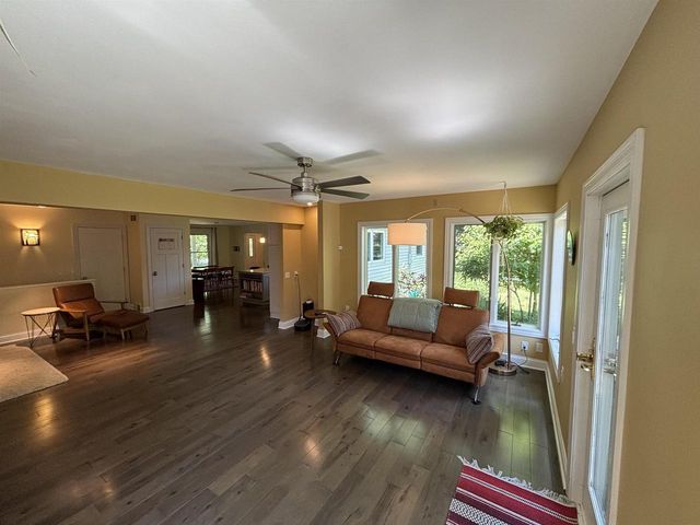 718 Delladonna Way, Madison, WI 53704