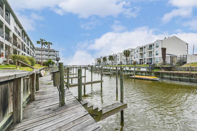 4011 Nasa Rd 1 508, Seabrook, TX 77586