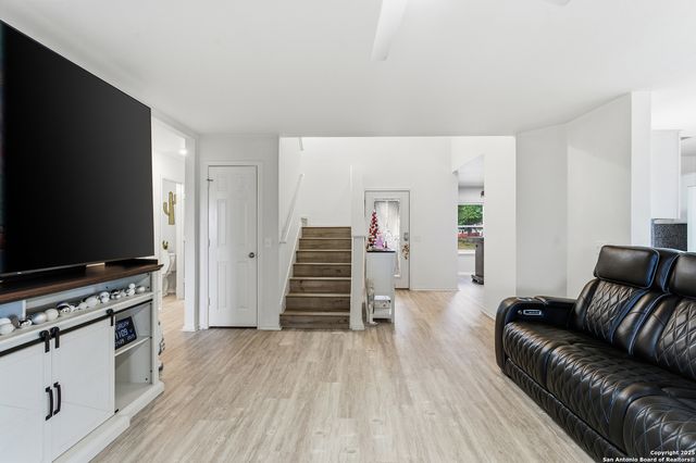 15718 Hastings Park, Selma, TX 78154