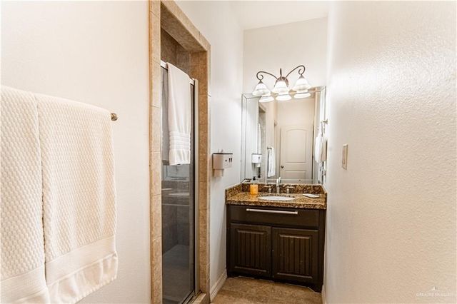 2437 E 5th Street, Mission, TX 78572